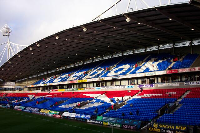 bolton008.jpg